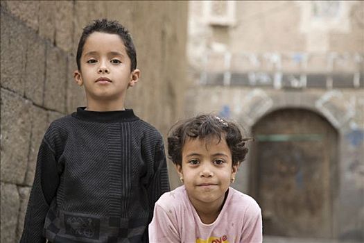 男孩,10-15岁,老,女孩,5-10岁,也门,中东