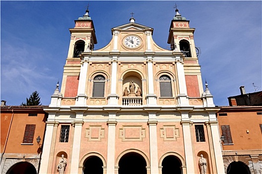 中央教堂,意大利