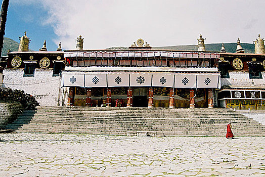青藏铁路沿线之寺庙文化哲蚌寺