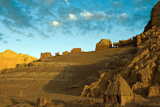 西藏阿里地区扎达古格王朝遗址