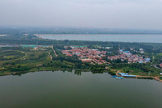 航拍济南龙湖湿地