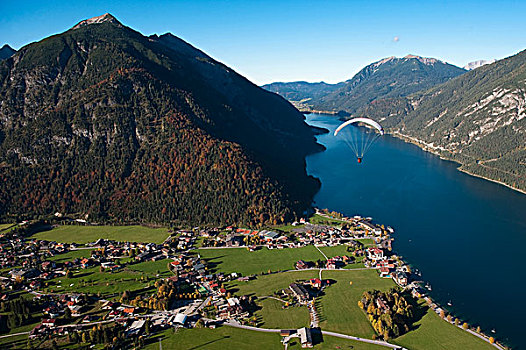 滑伞运动,阿亨湖地区,湖,卡文带尔山地,提洛尔,奥地利,欧洲