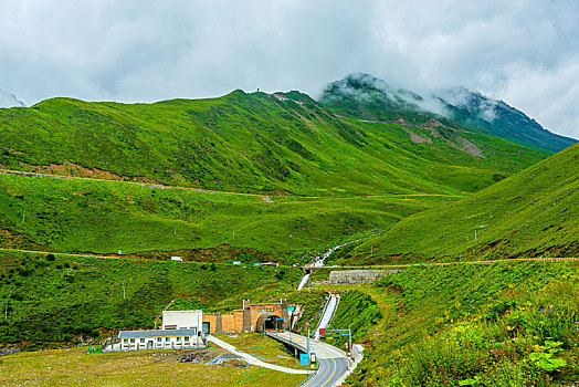 巴朗山风光