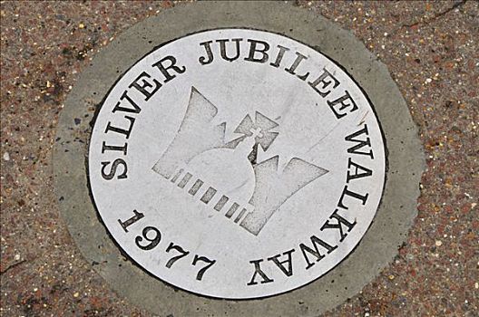 二十五周年纪念,人行道,嵌入,地面,威斯敏斯特教堂,伦敦,英格兰,英国,欧洲