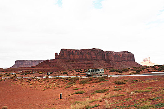 纪念碑山谷,吉普车,公路,那瓦荷部落公园,那瓦荷印地安保留区,亚利桑那州,犹他州,那瓦荷族公园,北美洲,美国,风景,地标,著名景点,全景