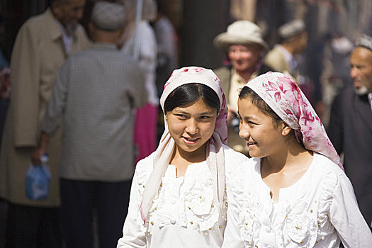维吾尔族,女孩,走,街道,喀什葛尔,新疆,中国