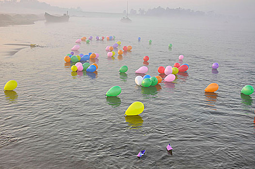 漂浮,气球,河,孟加拉,一月,2006年