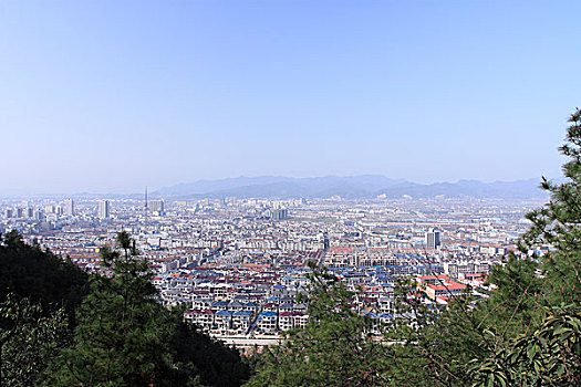 浙江东阳市东砚峰城市全景