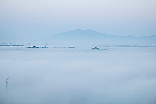 晨雾,风景如画