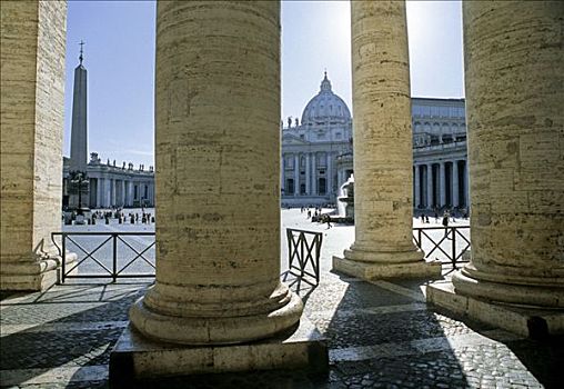 方尖塔,圣彼得大教堂,柱廊,圣彼得广场,梵蒂冈城,罗马,意大利,欧洲