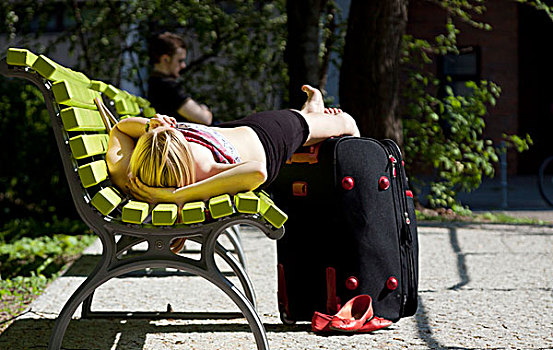 女人,躺着,绿色公园,长椅,放松,柏林,德国,欧洲