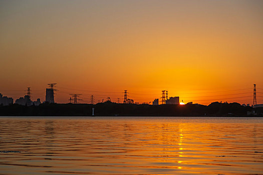 中国江苏苏州阳澄西湖湾夕阳风光