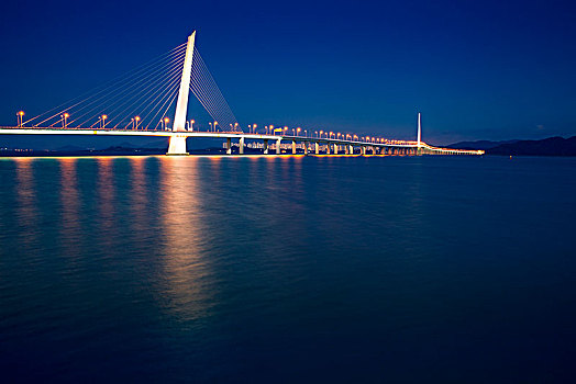 中国广东深圳湾大桥