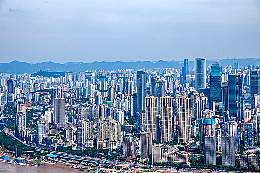 2040年重庆市南岸区南山老君洞道观俯瞰重庆渝中与南岸两区