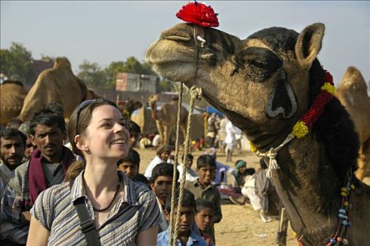 年轻,西部,女人,装饰,骄傲,骆驼,红花,口鼻部,市场,拉贾斯坦邦,印度