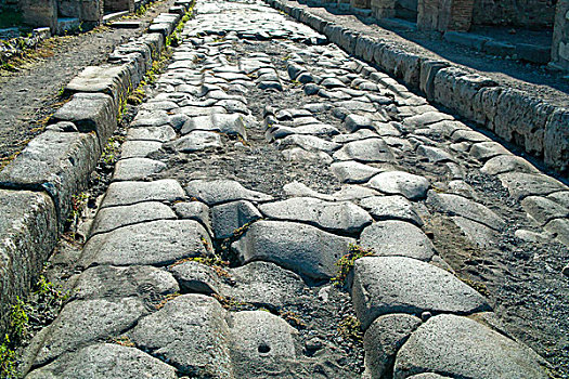 法国古老的石板路