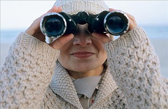 老年,女人,双筒望远镜