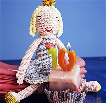 花色小蛋糕,生日蜡烛,编织,娃娃