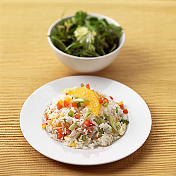 米饭,蔬菜,芝麻菜