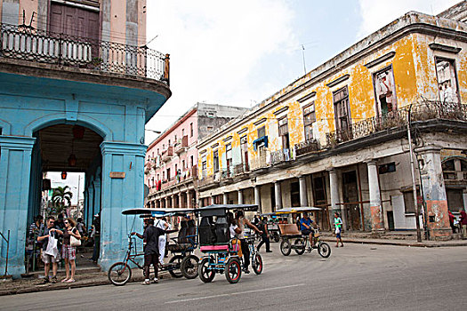 古巴,哈瓦那,自行车,出租车,古建筑,哈瓦那旧城,世界遗产,使用,只有