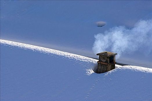 烟,烟囱,积雪,屋顶,格劳宾登州,瑞士,欧洲