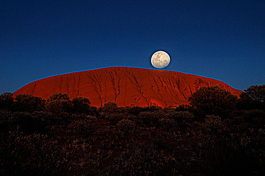 石头,日出,乌鲁鲁-卡塔丘塔国家公园,北领地州,澳大利亚