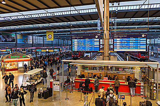 德国,巴伐利亚,慕尼黑,法兰克福火车站,火车站,室内
