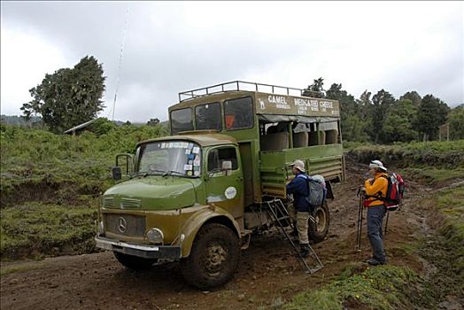 老,卡车,旅游,泥,土路,肯尼亚山,国家公园,肯尼亚