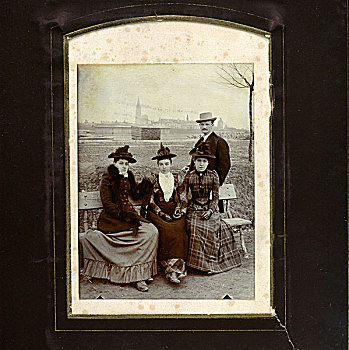 法国,阿尔萨斯,斯特拉斯堡,古老,19世纪,三个女人,一个,男人,大教堂