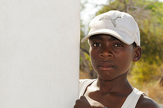 男孩,露营,埃托沙国家公园,区域,纳米比亚,非洲