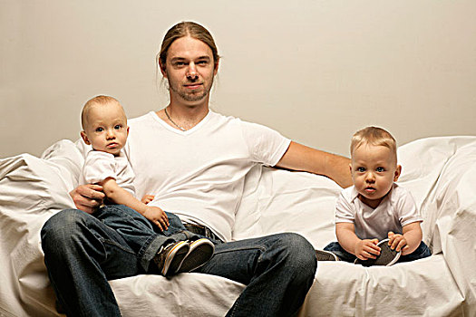 父亲,双胞胎,男孩,1岁