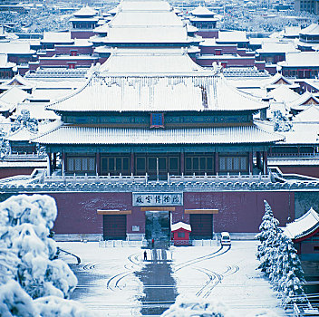 冬日清晨,从景山南望故宫
