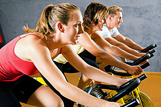 三个人,旋转,自行车,健身房,健身俱乐部,锻炼