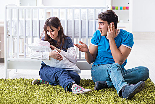 孩子,父母,婴儿,坐,地毯