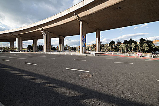 机场高速公路