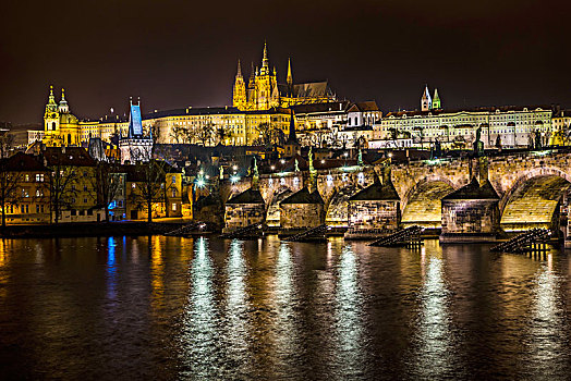 摩尔多瓦,查理大桥,大教堂,布拉格城堡,拉德肯尼,夜景,历史,中心,布拉格,波希米亚,捷克共和国,欧洲