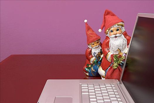 圣诞老人,小雕像,笔记本电脑