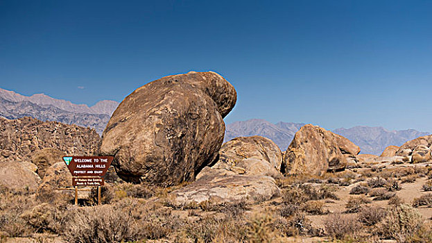花冈岩,石头,阿拉巴马山丘,标识,入口,内华达山脉,后面,孤单,松树,山谷,加利福尼亚,美国