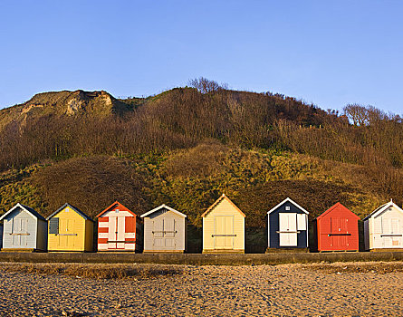 英格兰,诺福克,彩色,海滩小屋,早晨,开灯,海滩