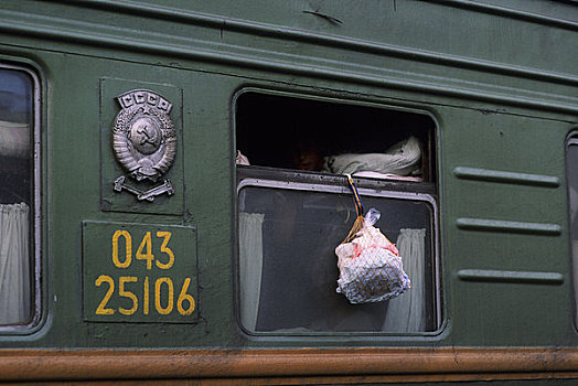 俄罗斯,西伯利亚,列车,场景,悬挂,食物,室外,窗户