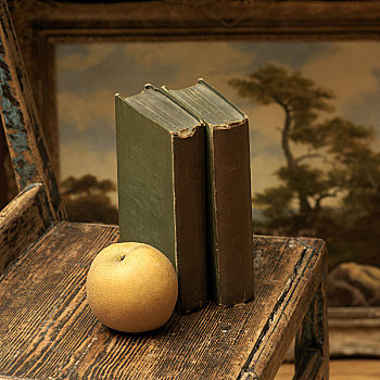旧书,亚洲梨,木椅