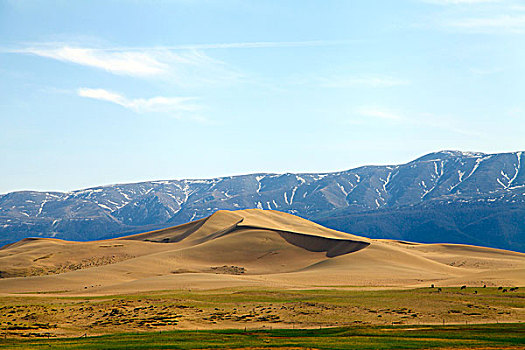 鸣沙山