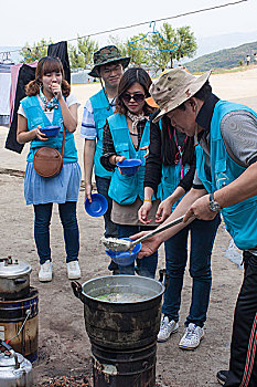 韩国志愿者在苗寨