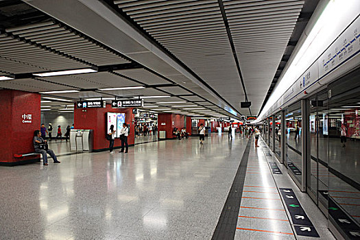 香港中环地铁站
