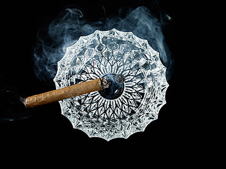 雪茄,烟灰缸
