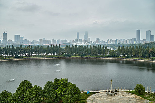 长沙烈士公园夏季雨后风景