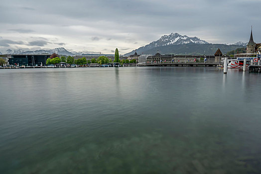 瑞士琉森湖光山色－琉森湖,雪山