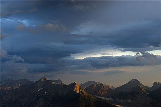 雷,云,上方,山,中间,奥地利,阿尔卑斯山,欧洲