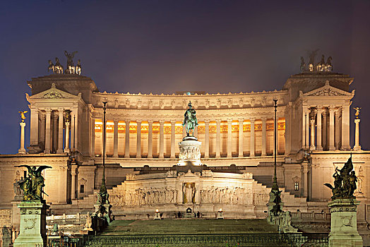 纪念建筑,维克多艾曼纽二世纪念堂,夜景,威尼斯广场,罗马,拉齐奥,意大利,欧洲
