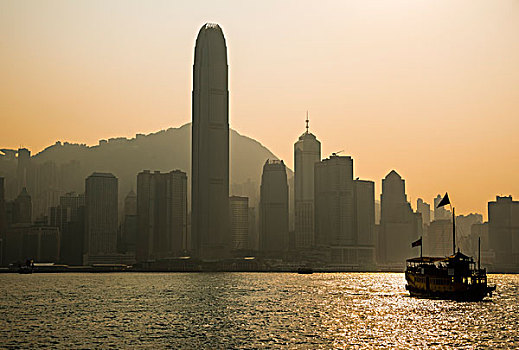 帆船,正面,香港,天际线,岛屿,摩天大楼,两个,国际金融中心,太平山,早晨,亮光,中国,亚洲